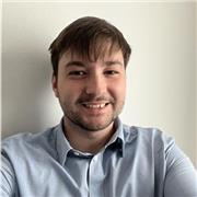 Maschinenbau Student im 5. Semester. Aufgeregt neue Herausforderungen anzugehen. Helfe gerne